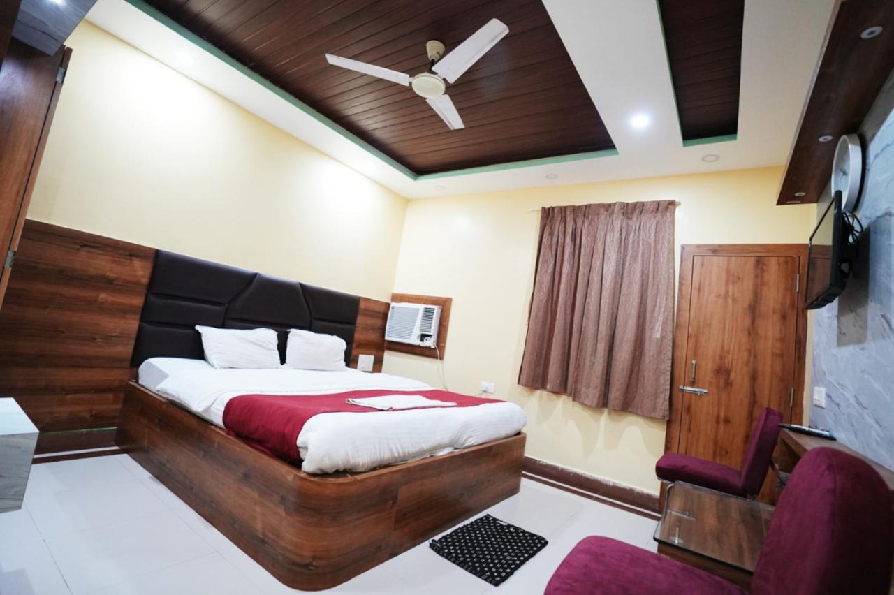 Hotel Goroomgo Ashray 4*